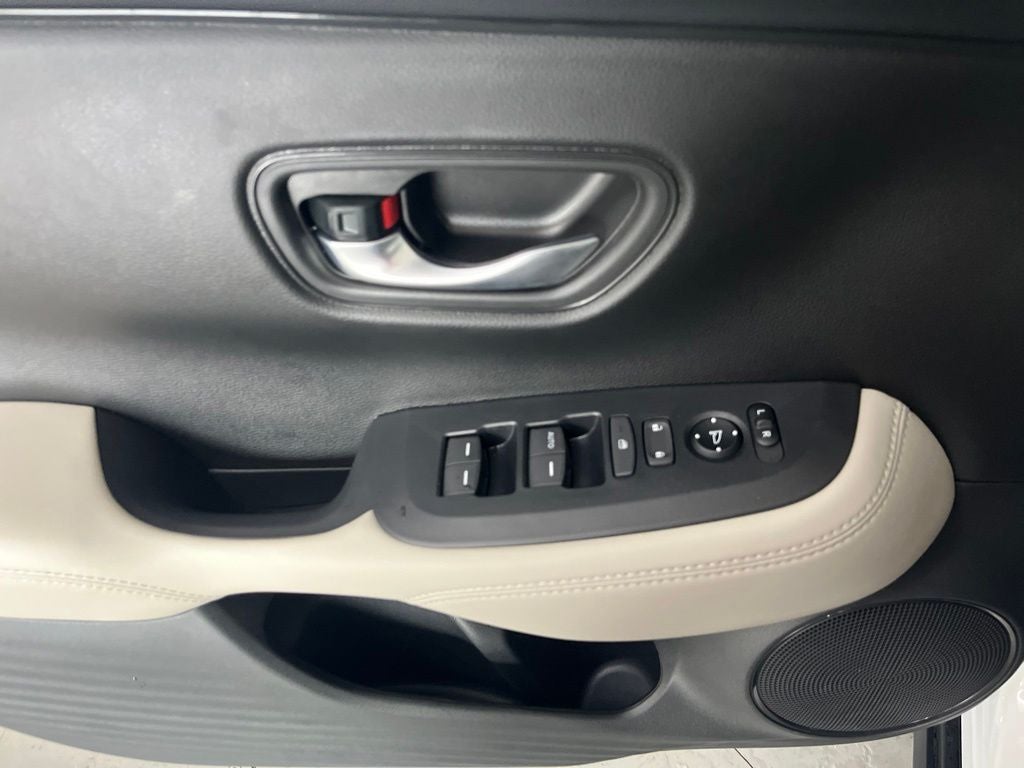 2027 Honda HR-V LX