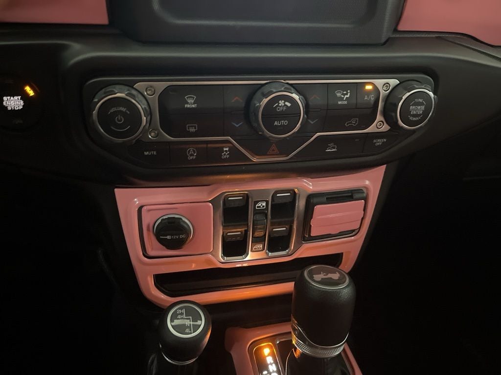 2022 Jeep Wrangler Unlimited Willys