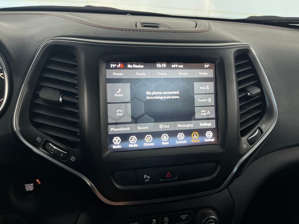 2020 Jeep Cherokee Trailhawk