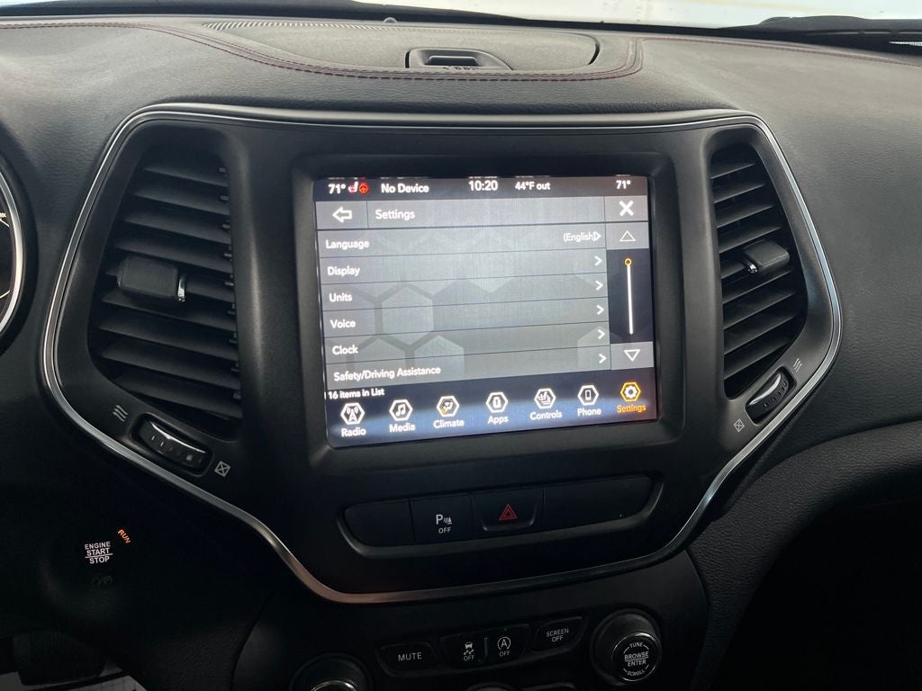 2020 Jeep Cherokee Trailhawk