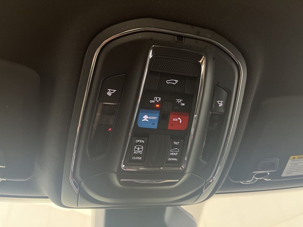 2024 Jeep Grand Cherokee Altitude