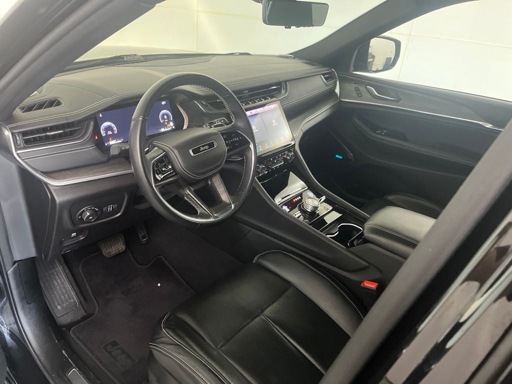 2022 Jeep Grand Cherokee Overland