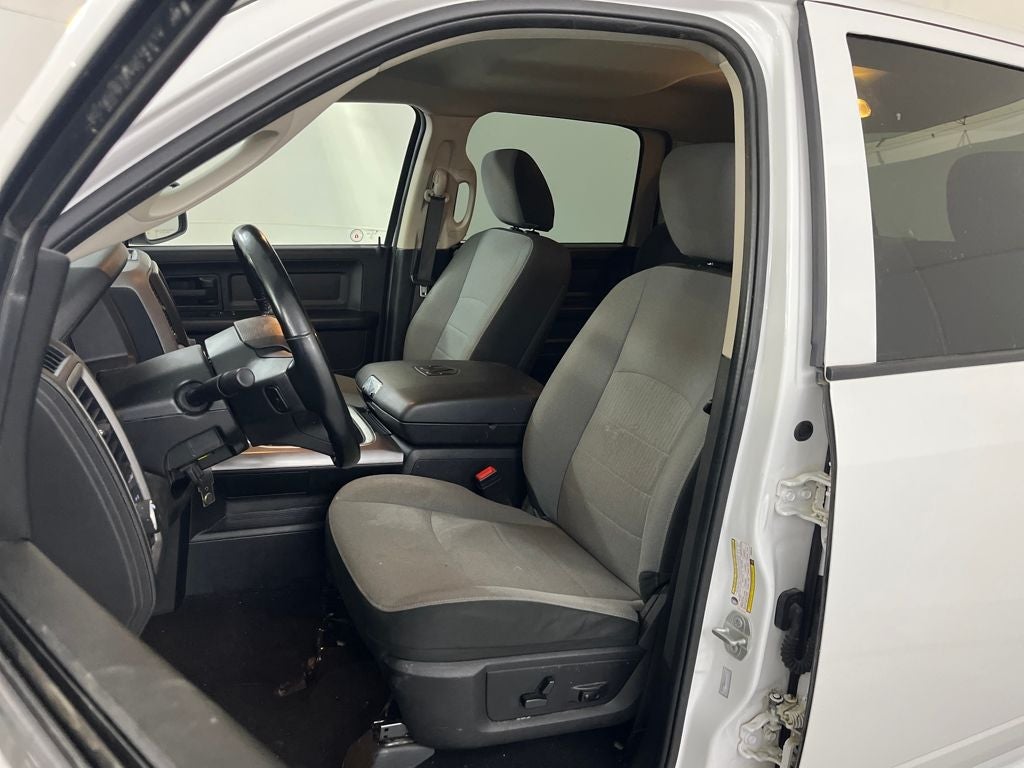 2023 RAM 1500 Classic Express