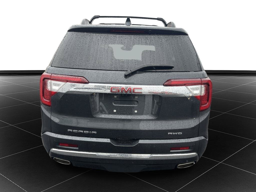 2022 GMC Acadia Denali