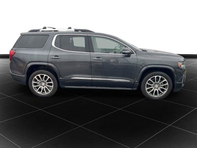 2022 GMC Acadia Denali