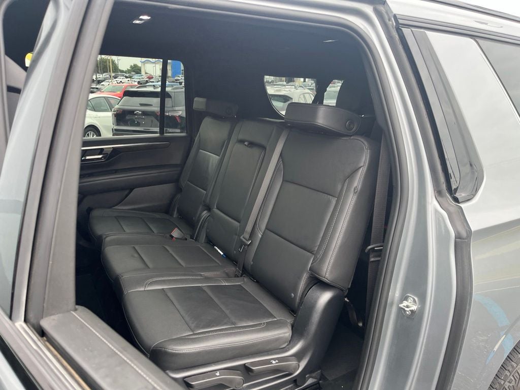 2025 Chevrolet Suburban Z71