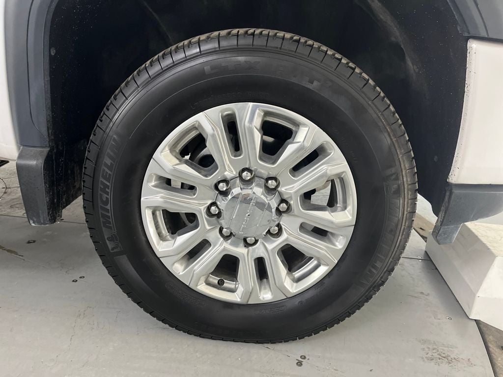 2023 GMC Sierra 2500HD Denali