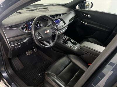 2020 Cadillac XT4 Sport