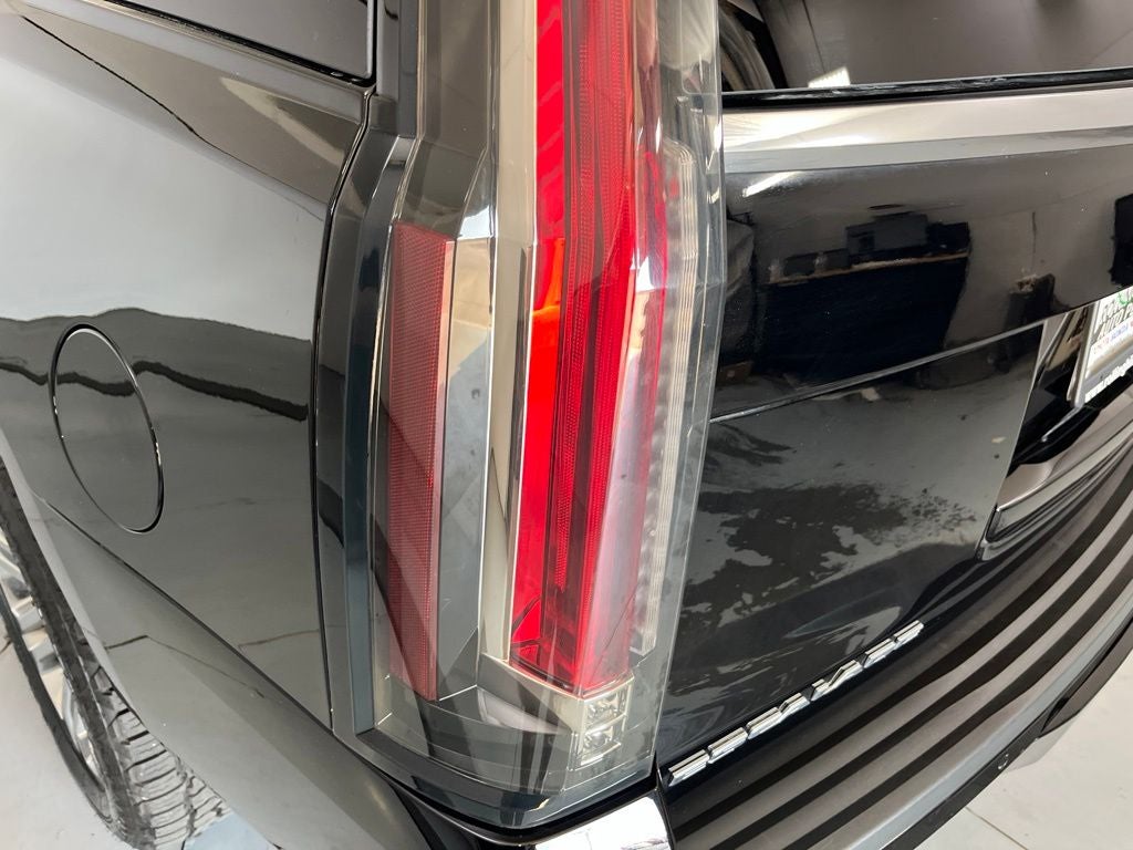 2020 Cadillac Escalade Base