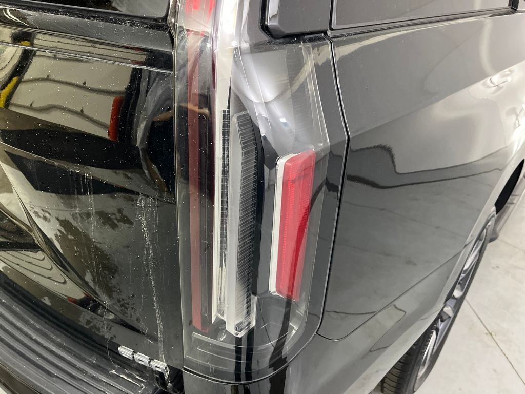 2023 Cadillac Escalade Sport