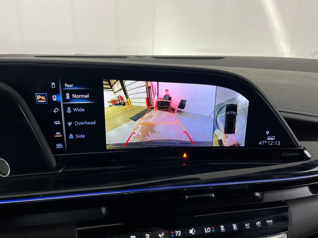 2023 Cadillac Escalade Sport