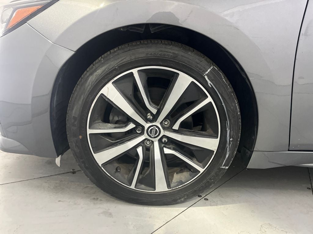 2022 Nissan Maxima SV