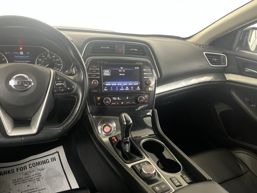 2022 Nissan Maxima SV