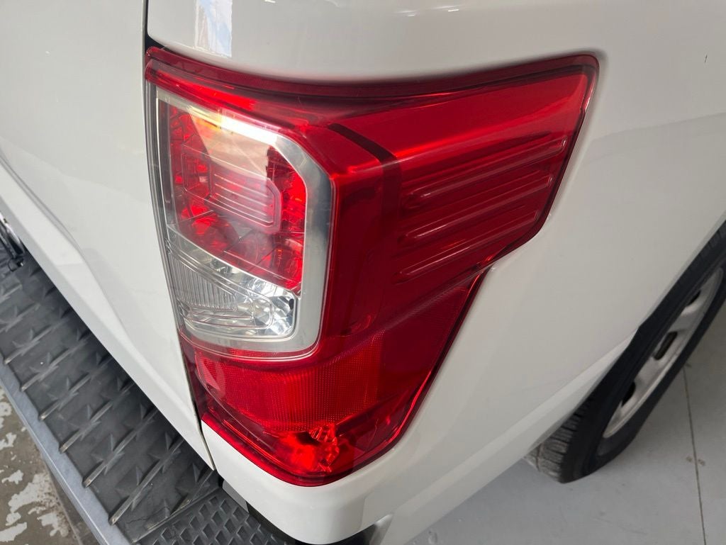 2017 Nissan Titan S