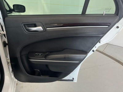 2019 Chrysler 300 S