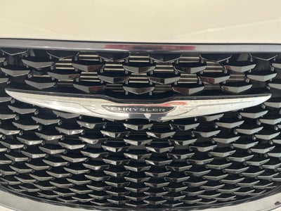 2019 Chrysler 300 S