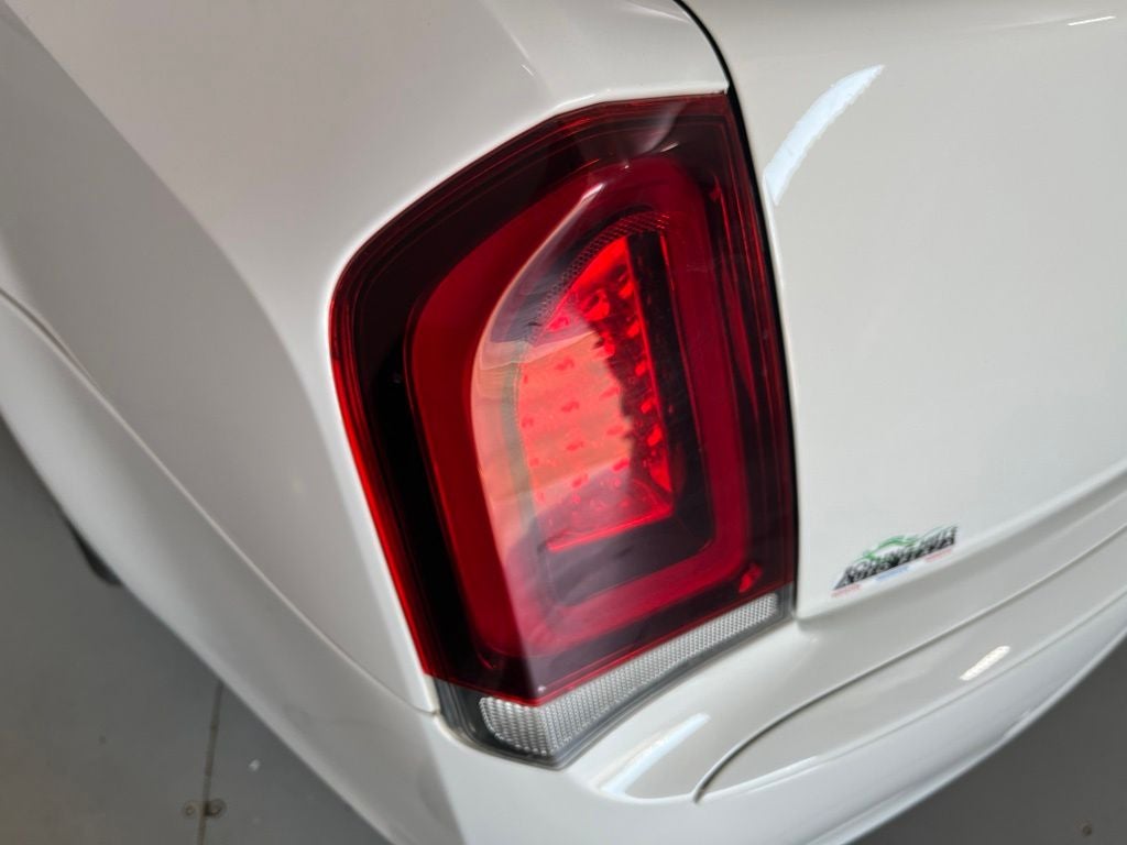 2019 Chrysler 300 S