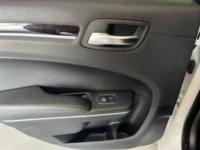 2019 Chrysler 300 S