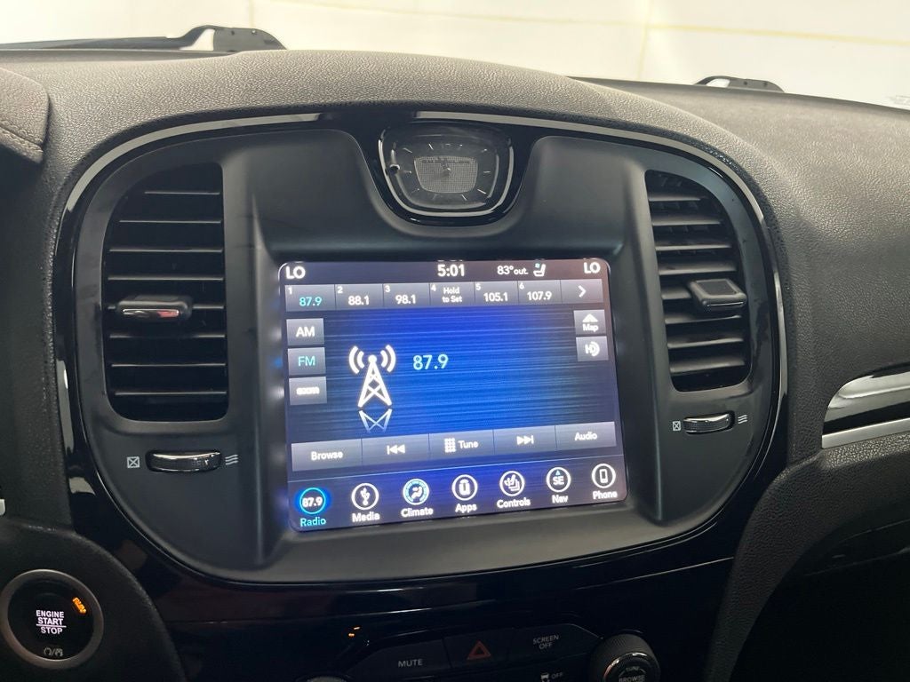 2019 Chrysler 300 S