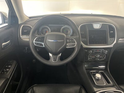 2023 Chrysler 300 Touring