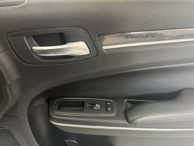 2023 Chrysler 300 Touring