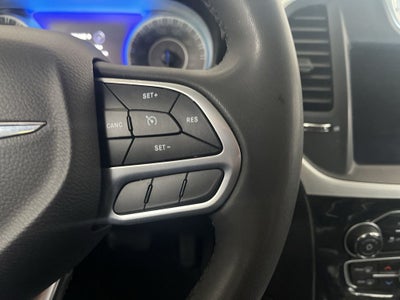 2023 Chrysler 300 Touring