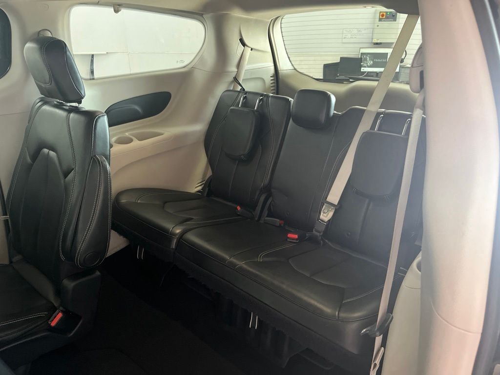 2020 Chrysler Voyager LXI