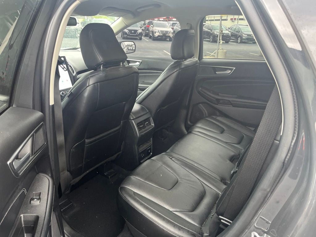 2021 Ford Edge Titanium