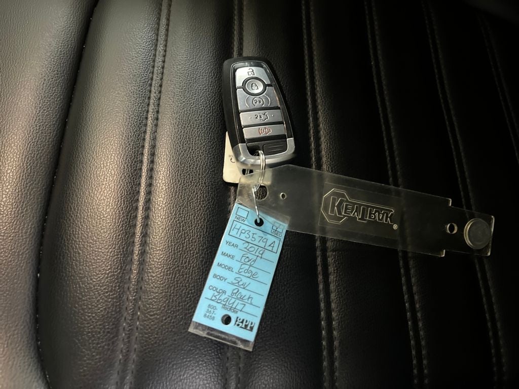 2019 Ford Edge SEL