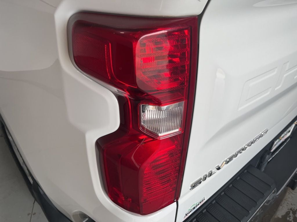 2023 Chevrolet Silverado 1500 LT LT1