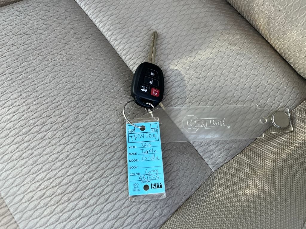 2016 Toyota Corolla LE