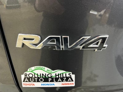 2023 Toyota RAV4 LE