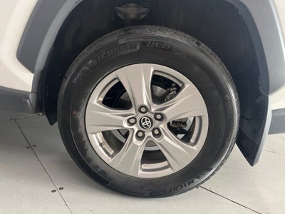 2022 Toyota RAV4 Hybrid LE