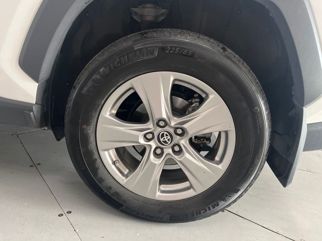 2022 Toyota RAV4 Hybrid LE