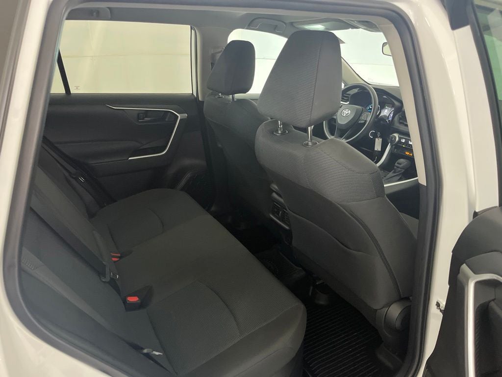 2022 Toyota RAV4 Hybrid LE