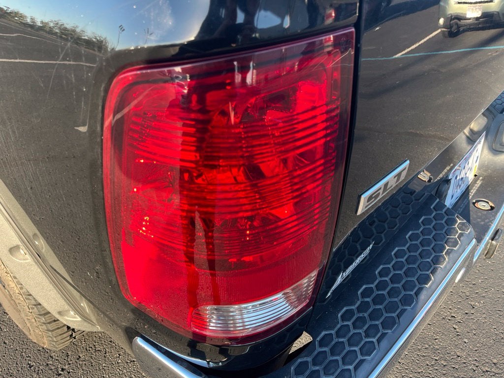 2020 RAM 1500 Classic SLT