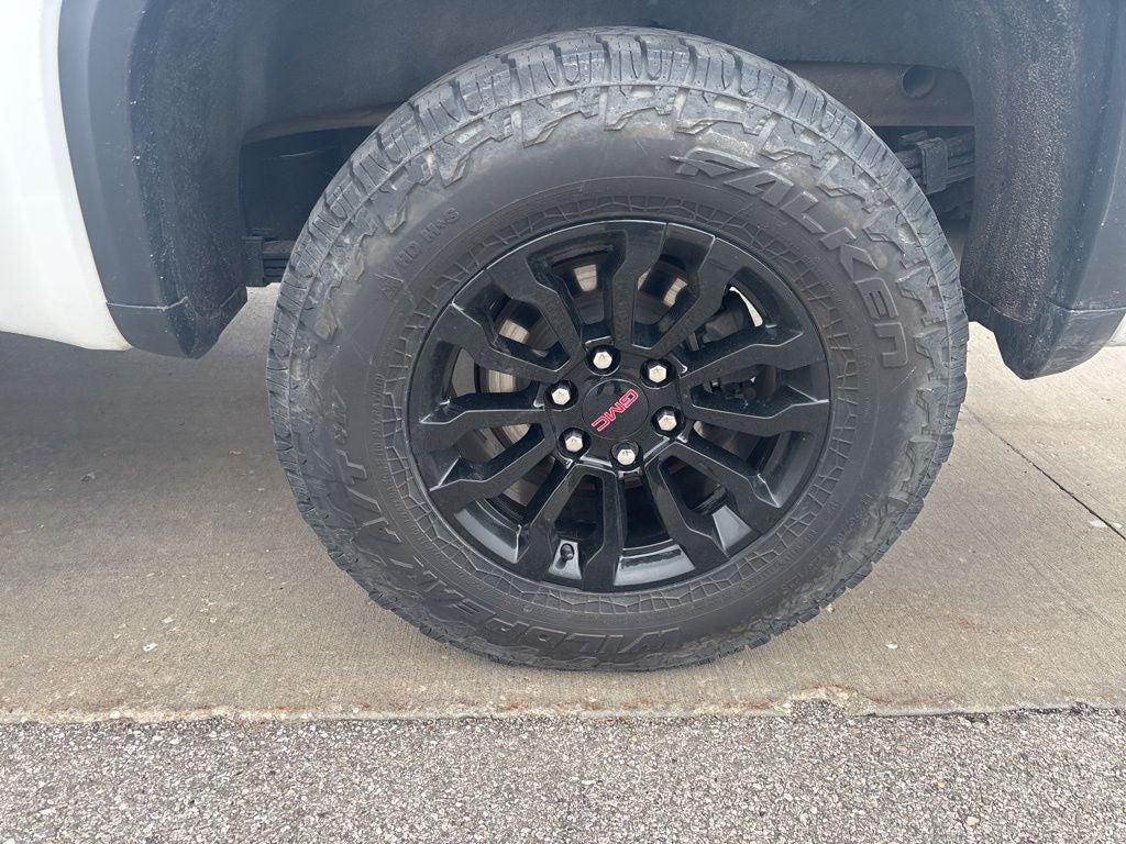 2023 GMC Sierra 1500 AT4X