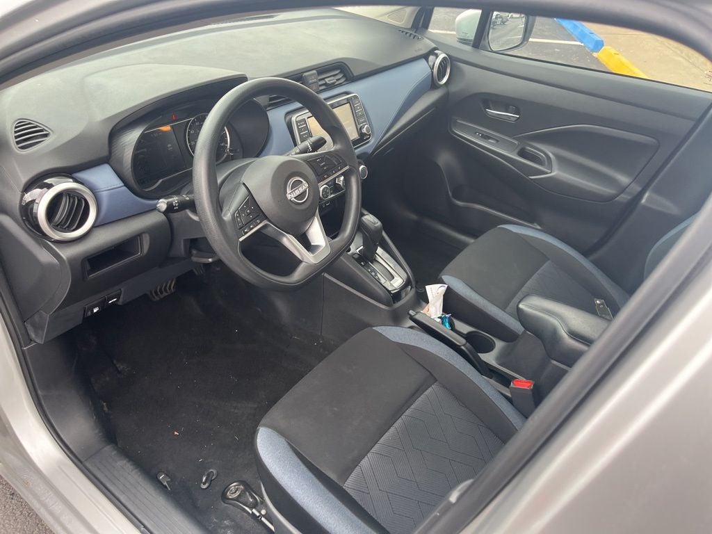 2023 Nissan Versa 1.6 SV