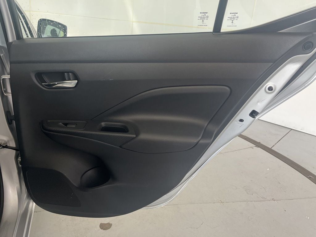 2023 Nissan Versa 1.6 SV