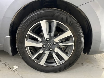 2024 Nissan Versa 1.6 SV