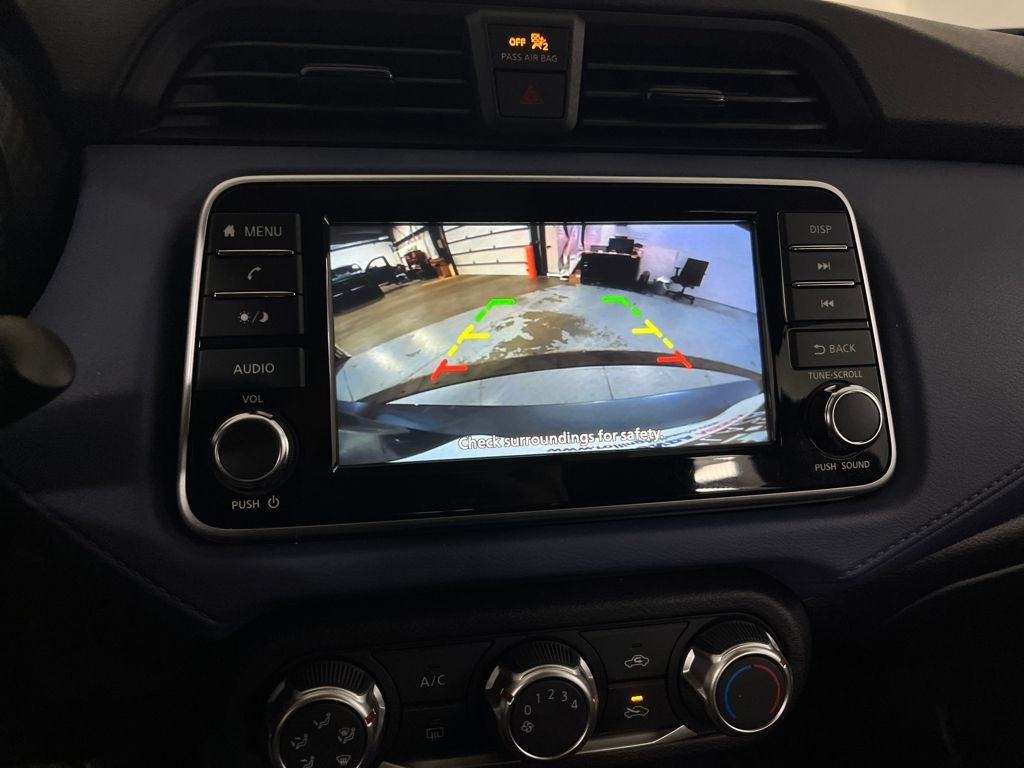 2024 Nissan Versa 1.6 SV