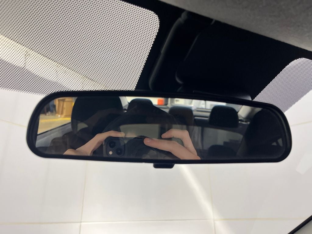 2024 Nissan Versa 1.6 SV