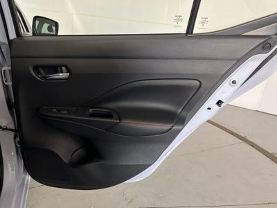 2024 Nissan Versa 1.6 SR