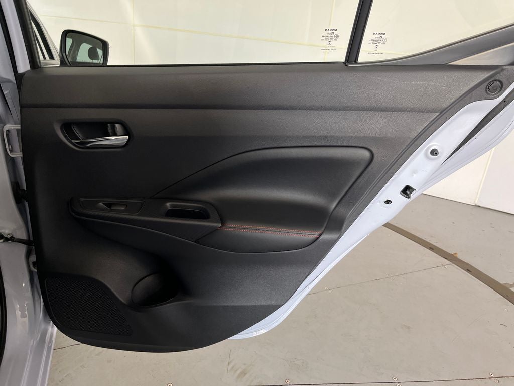 2024 Nissan Versa 1.6 SR