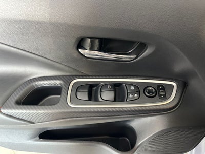 2024 Nissan Versa 1.6 SR