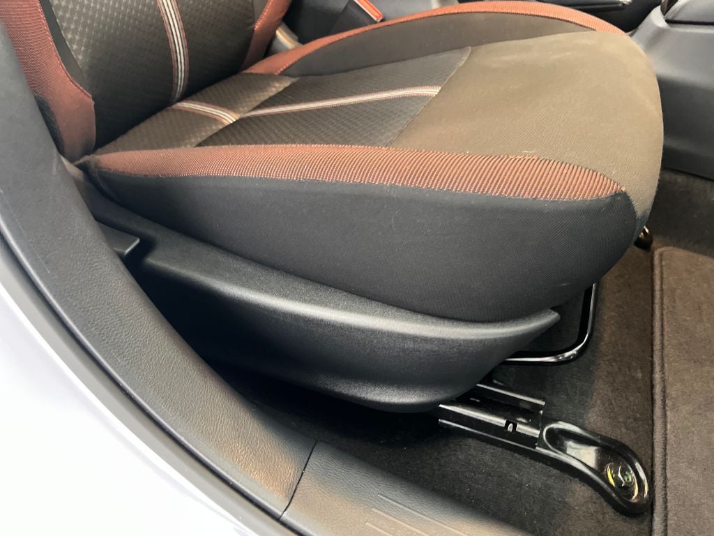 2024 Nissan Versa 1.6 SR