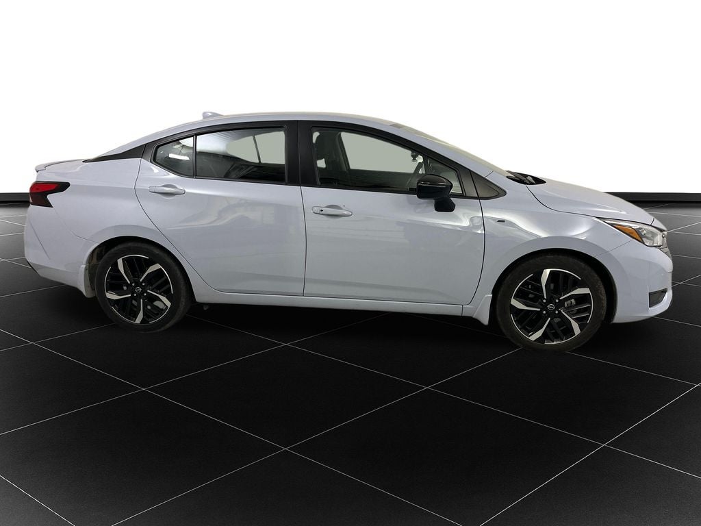 2024 Nissan Versa 1.6 SR