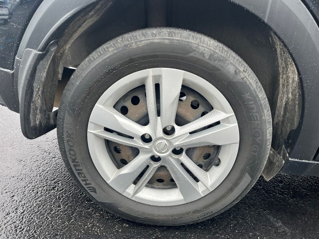 2022 Nissan Kicks S