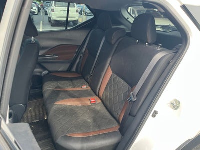 2018 Nissan Kicks SR