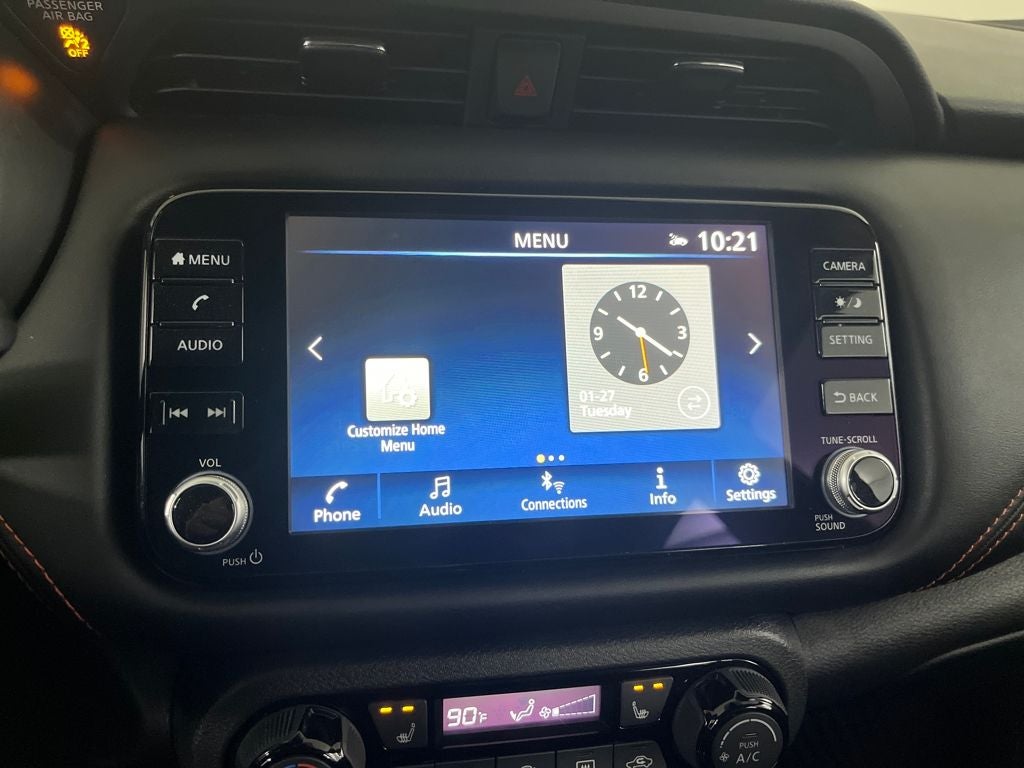 2023 Nissan Kicks SR